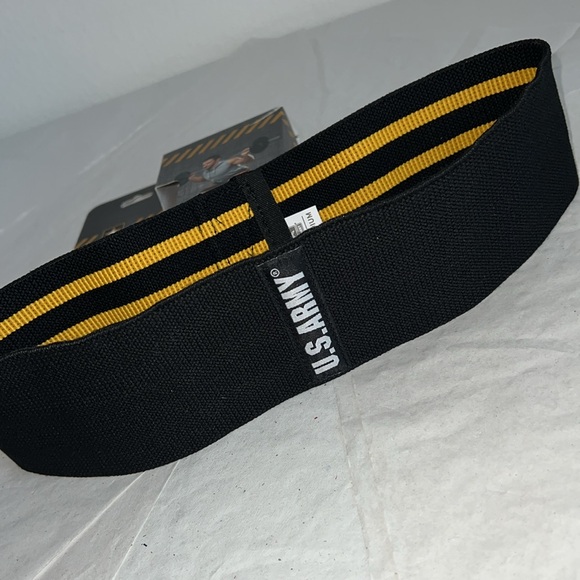 Hardcore Exercise Glute Band - Picture 7 of 7